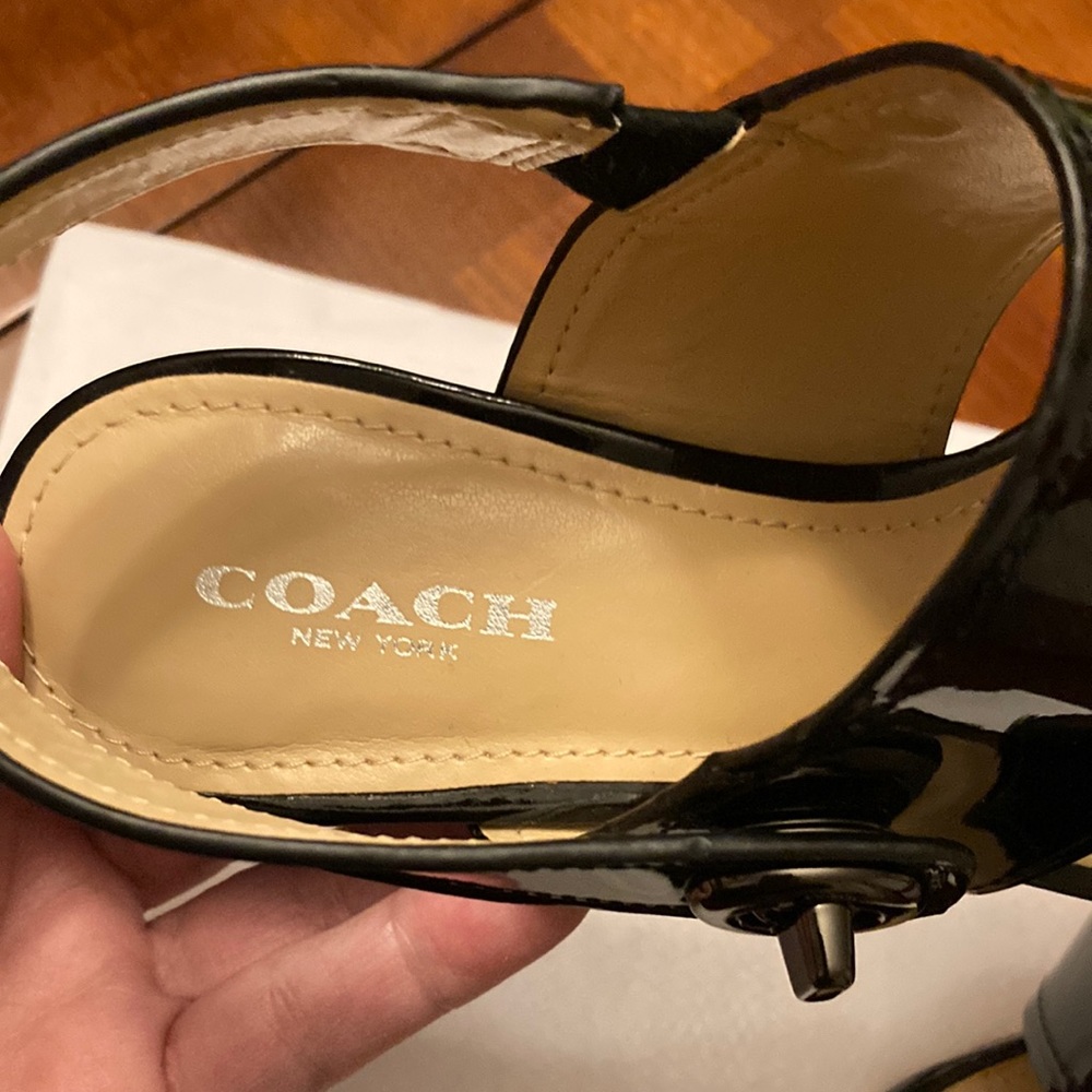 COACH. SIZE 6.  D’ORSAY SLINGBACK STRAPPY HEELS WITH CUTE BUCKLE ON SIDE. EUC - Picture 2 of 10